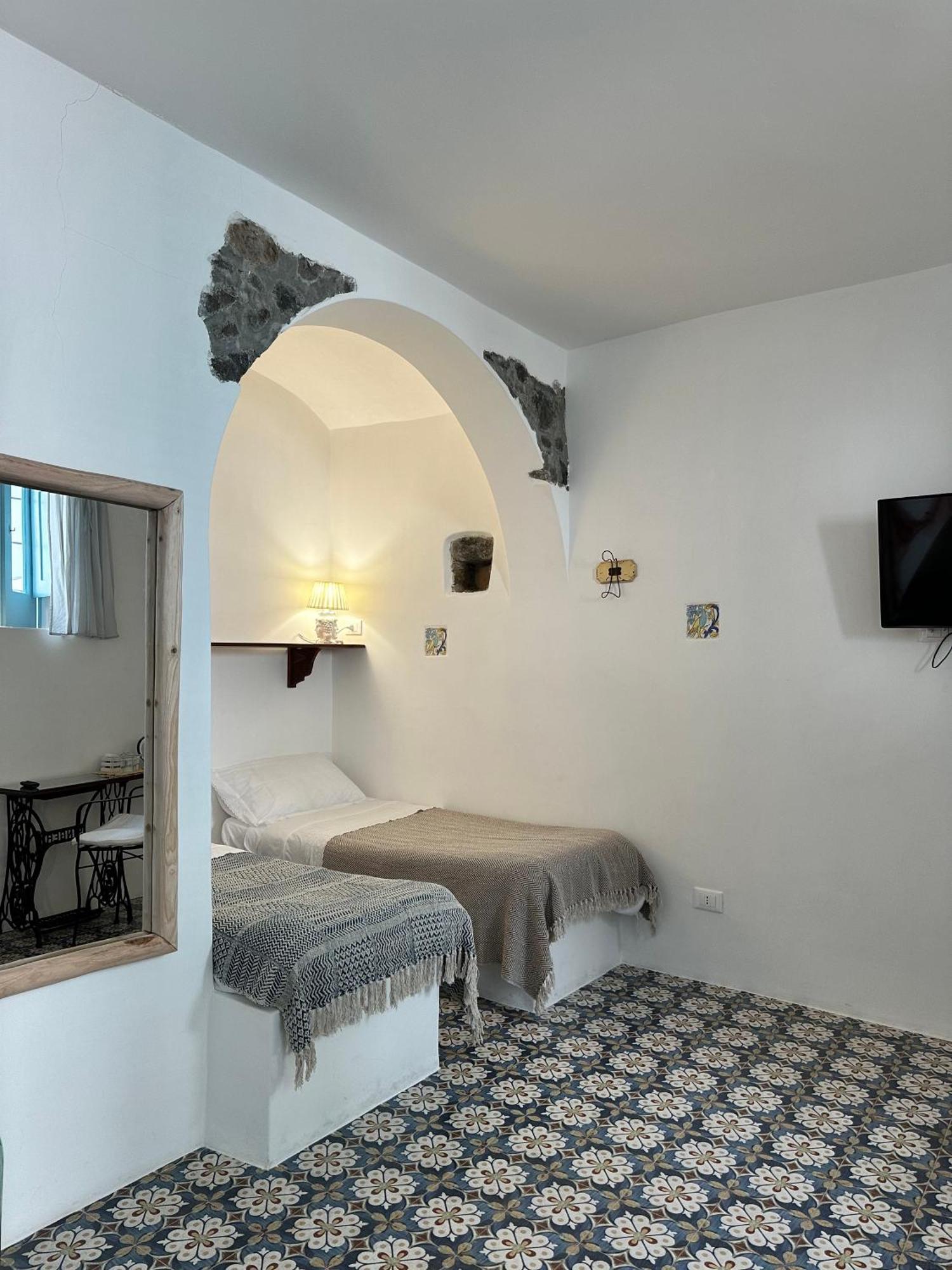 Bed and Breakfast Antica Dimora Santa Marina Salina Exteriér fotografie